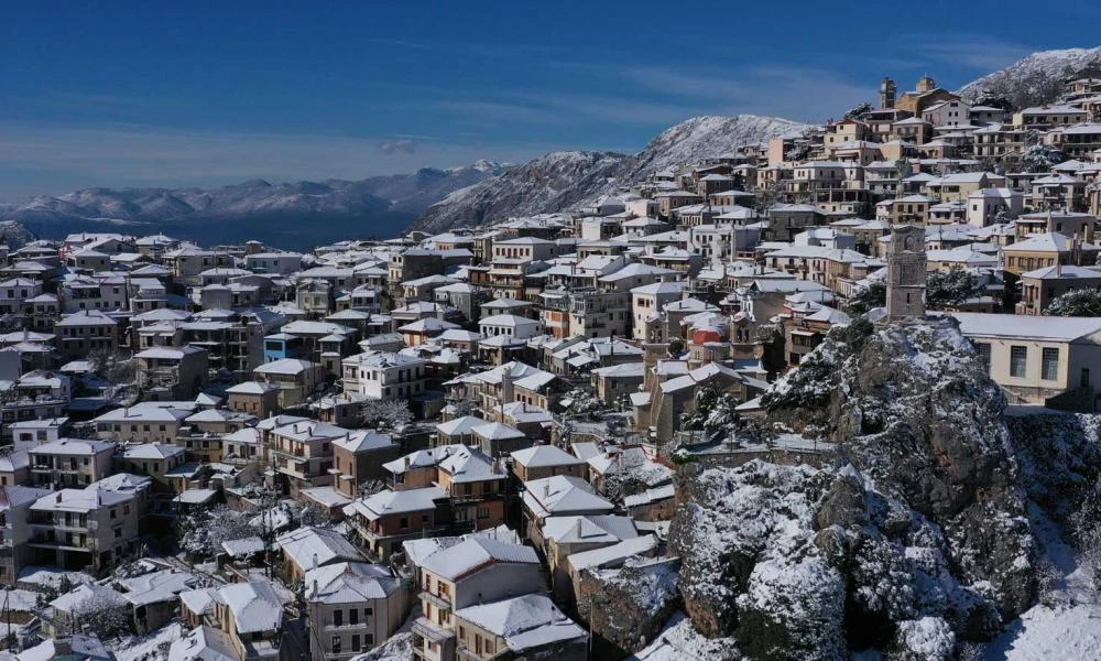 Σε κατάσταση έκτακτης ανάγκης η Αράχωβα